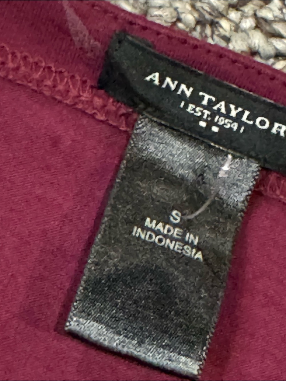 Ann Taylor Burgundy Sleeveless Camisole Top - Picture 4 of 7
